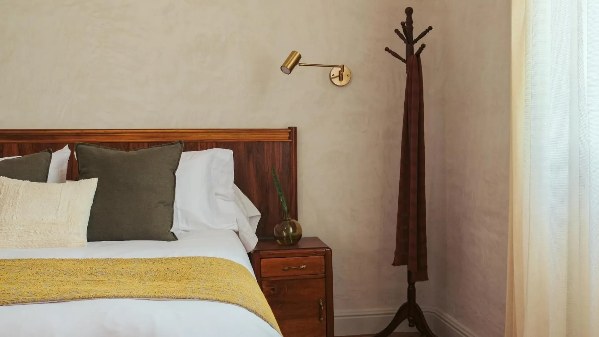 Hotel Hercules Queretaro 5*,