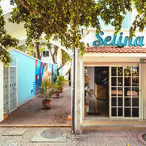Hotel Selina **